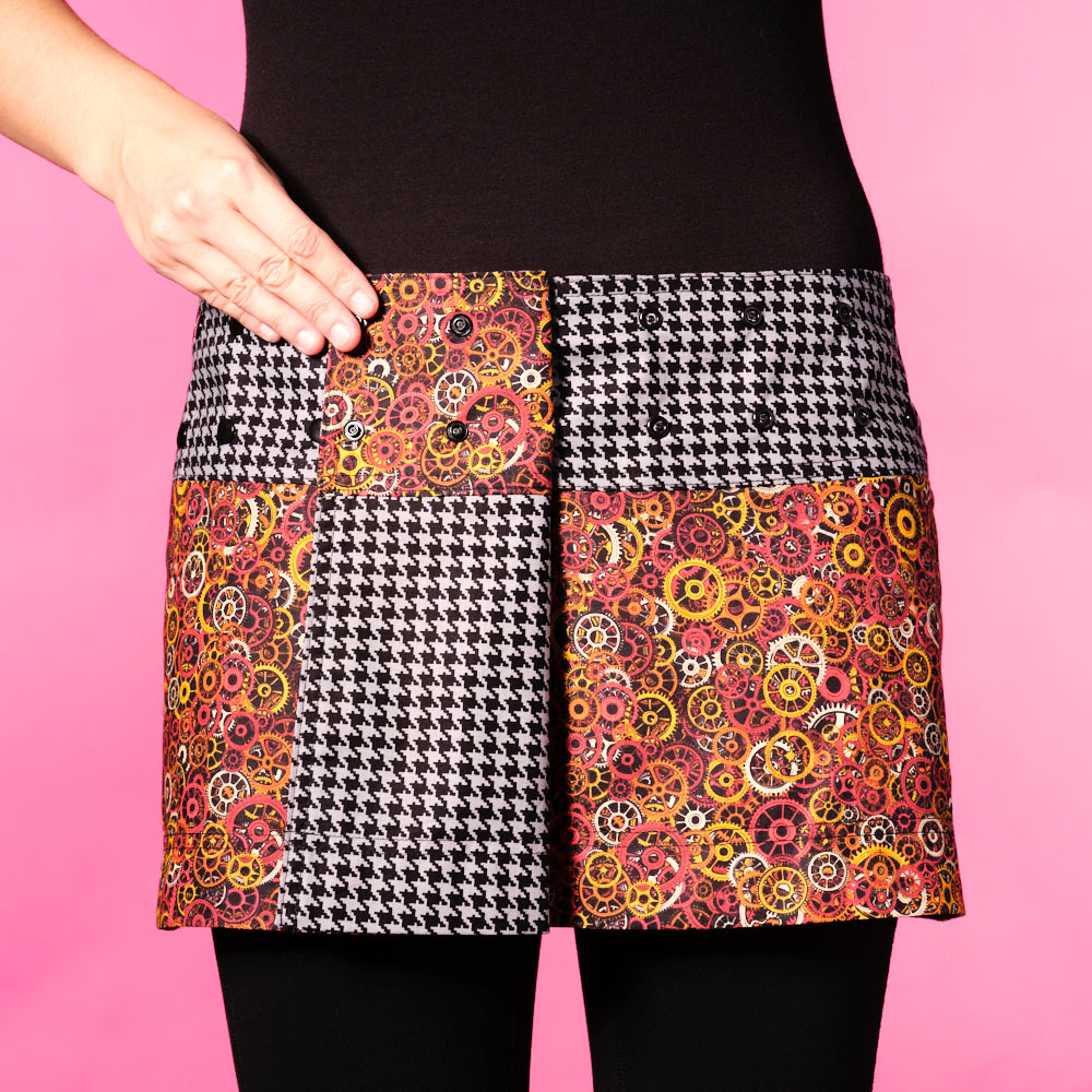 Spots　pattern　knitted skirt shes_electric_aztec_pattern_kn